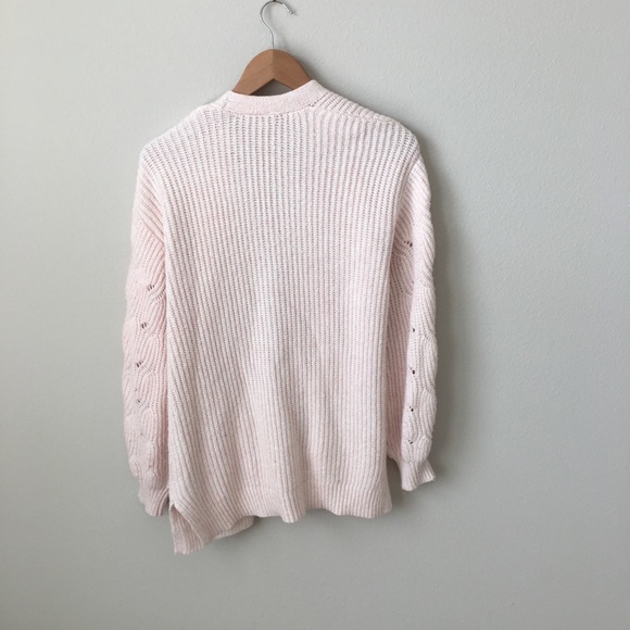 sweater - Picture 4 of 4